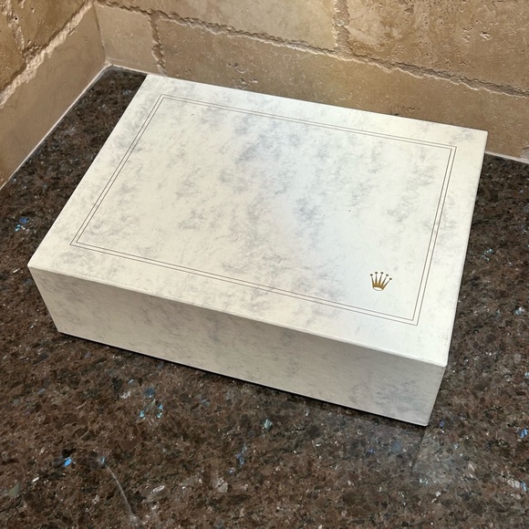 Genuine Vintage Rolex 51.00.01 Watch Jewelry Box Case & Key - Picture 11 of 11